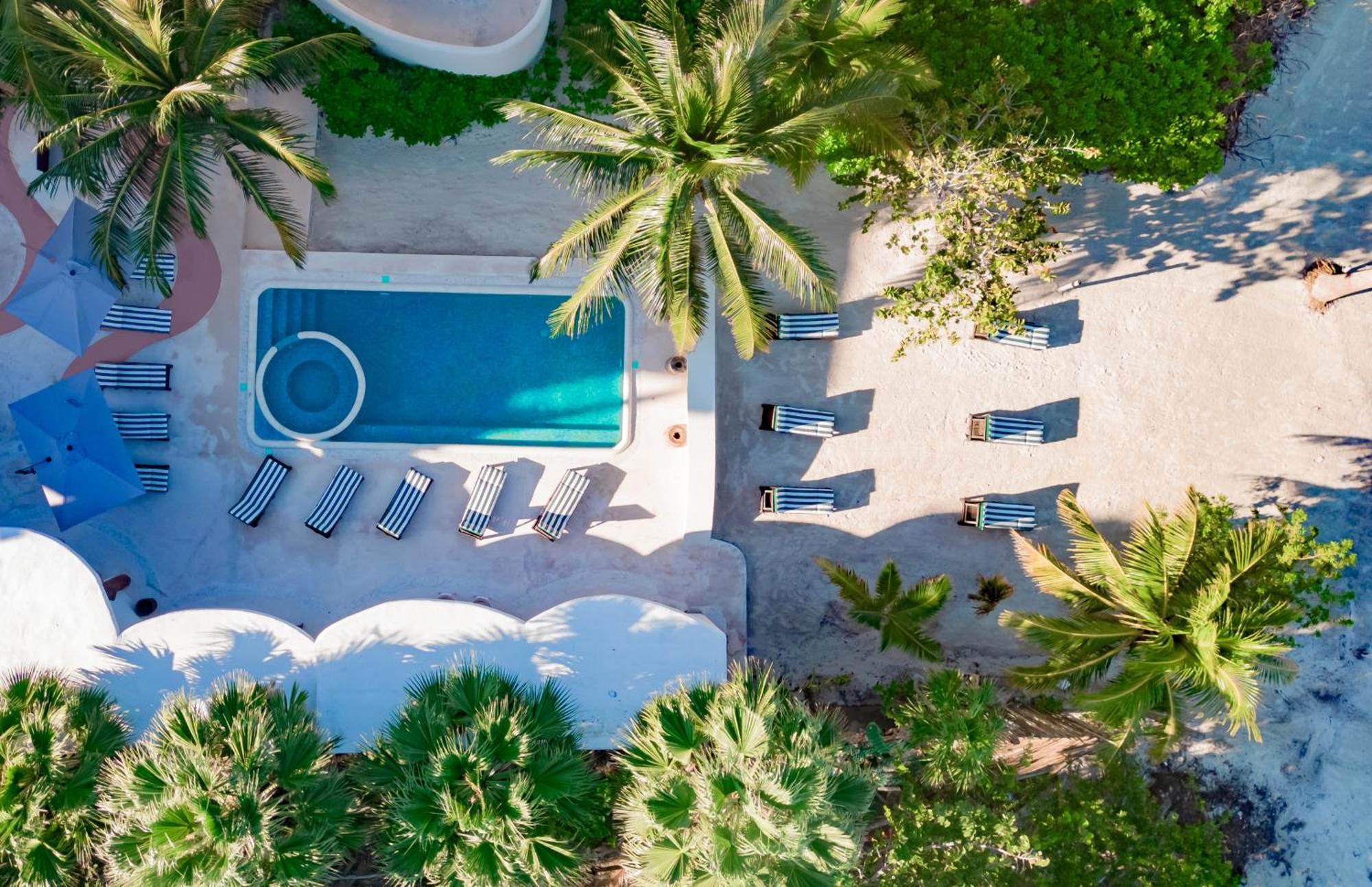 Beach Front Hotel Boutique Dk House Isla Holbox Exteriör bild