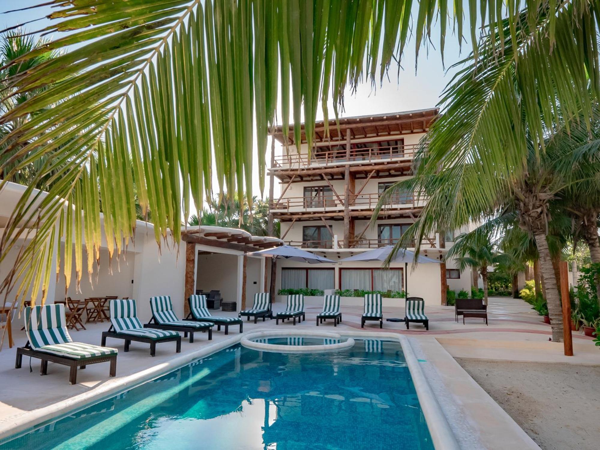 Beach Front Hotel Boutique Dk House Isla Holbox Exteriör bild