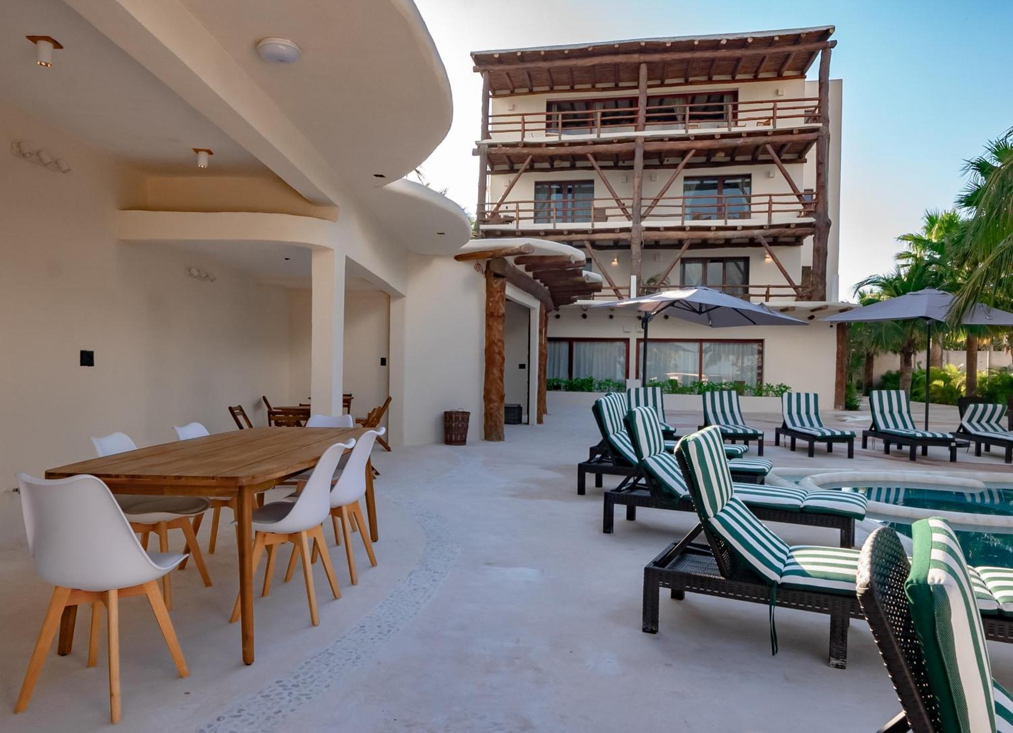 Beach Front Hotel Boutique Dk House Isla Holbox Exteriör bild